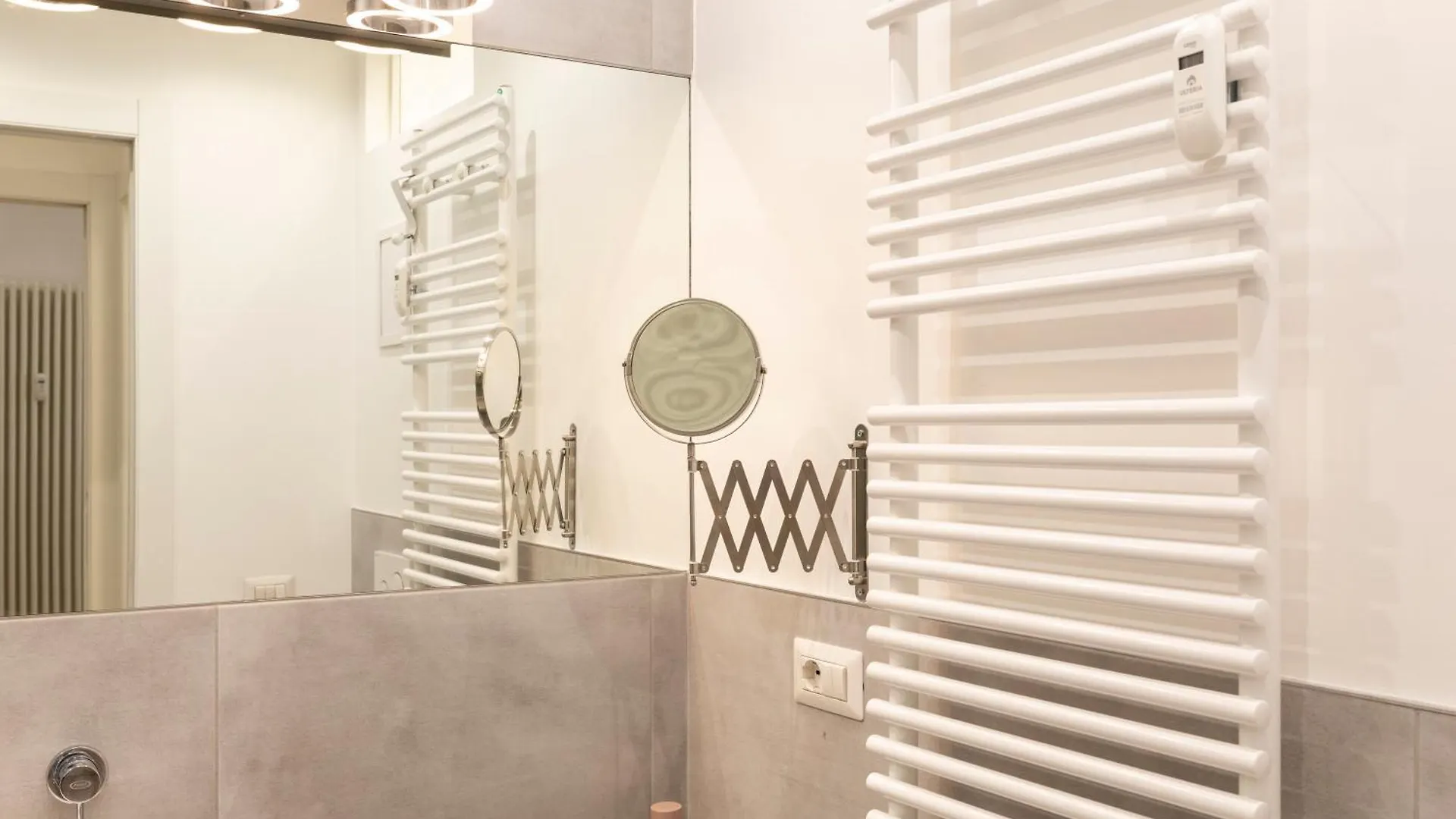 Monte Ceneri Suite Milano Daire