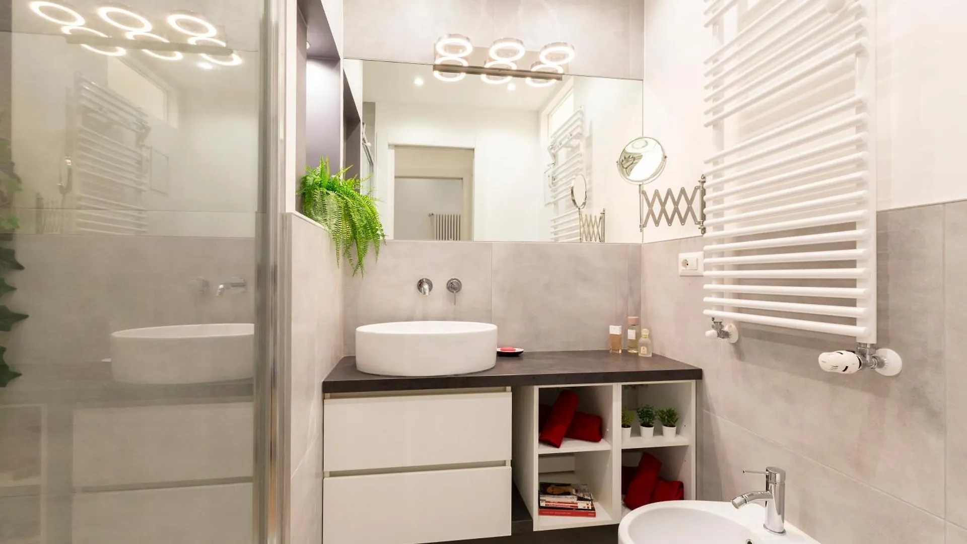 Daire Monte Ceneri Suite Milano