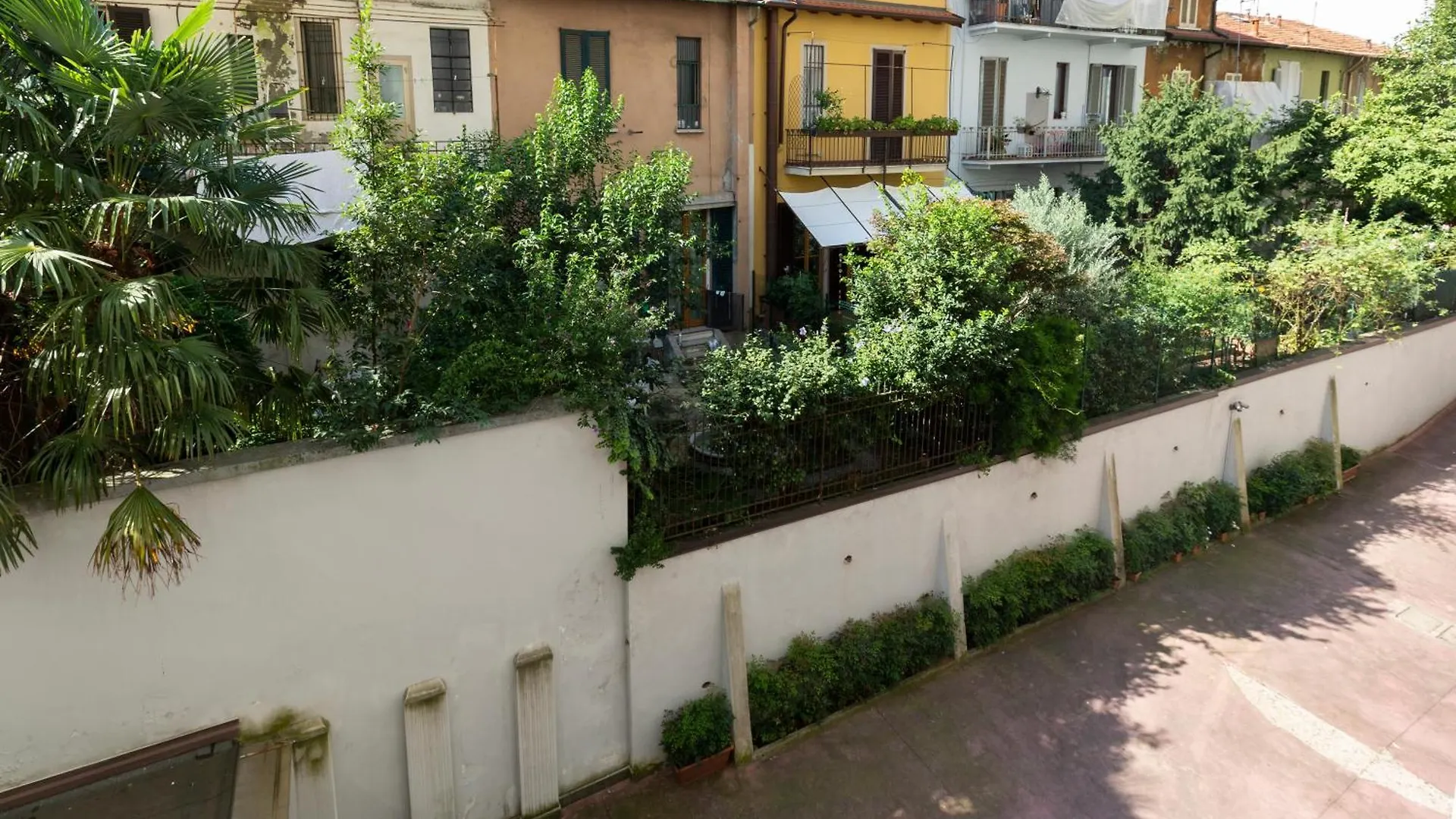 Daire Monte Ceneri Suite Milano İtalya